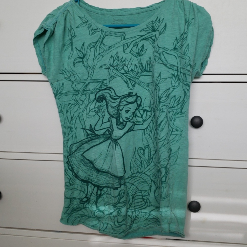 Alice in Wonderland mint sketch tee